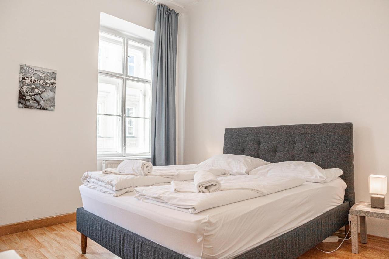 Central Belvedere 3Br Shared Apartment - 12 Min From City Center Wenen Buitenkant foto