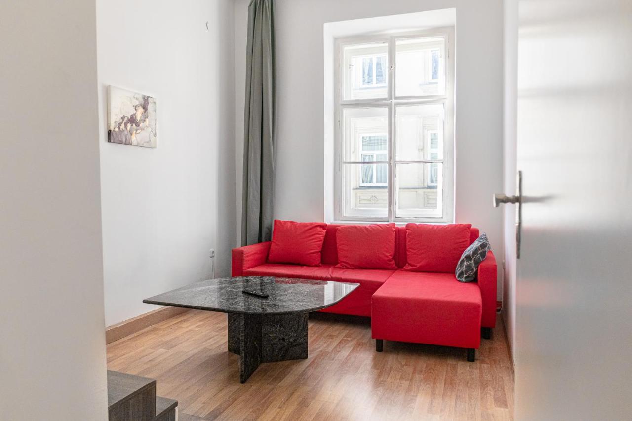 Central Belvedere 3Br Shared Apartment - 12 Min From City Center Wenen Buitenkant foto