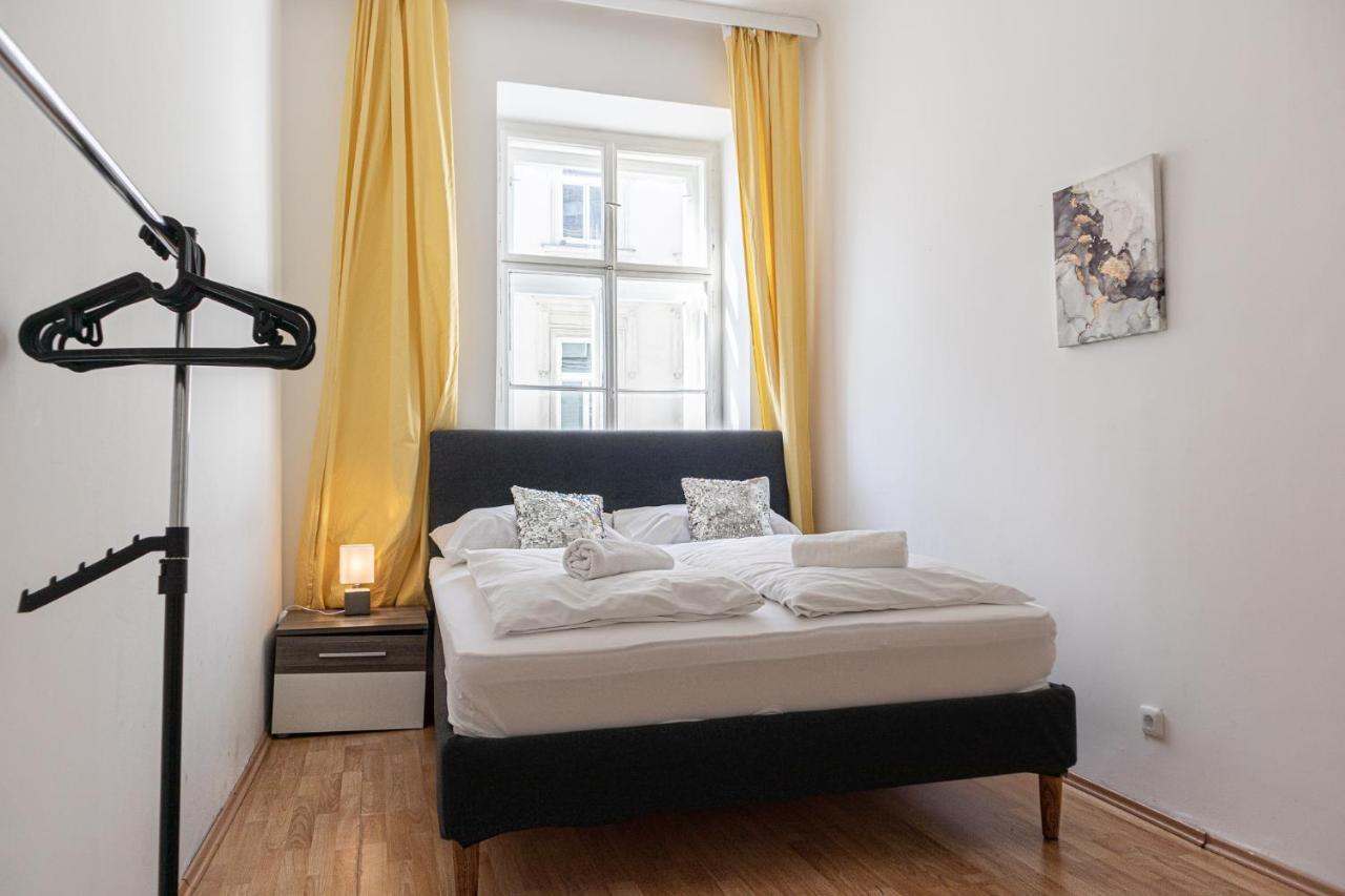 Central Belvedere 3Br Shared Apartment - 12 Min From City Center Wenen Buitenkant foto