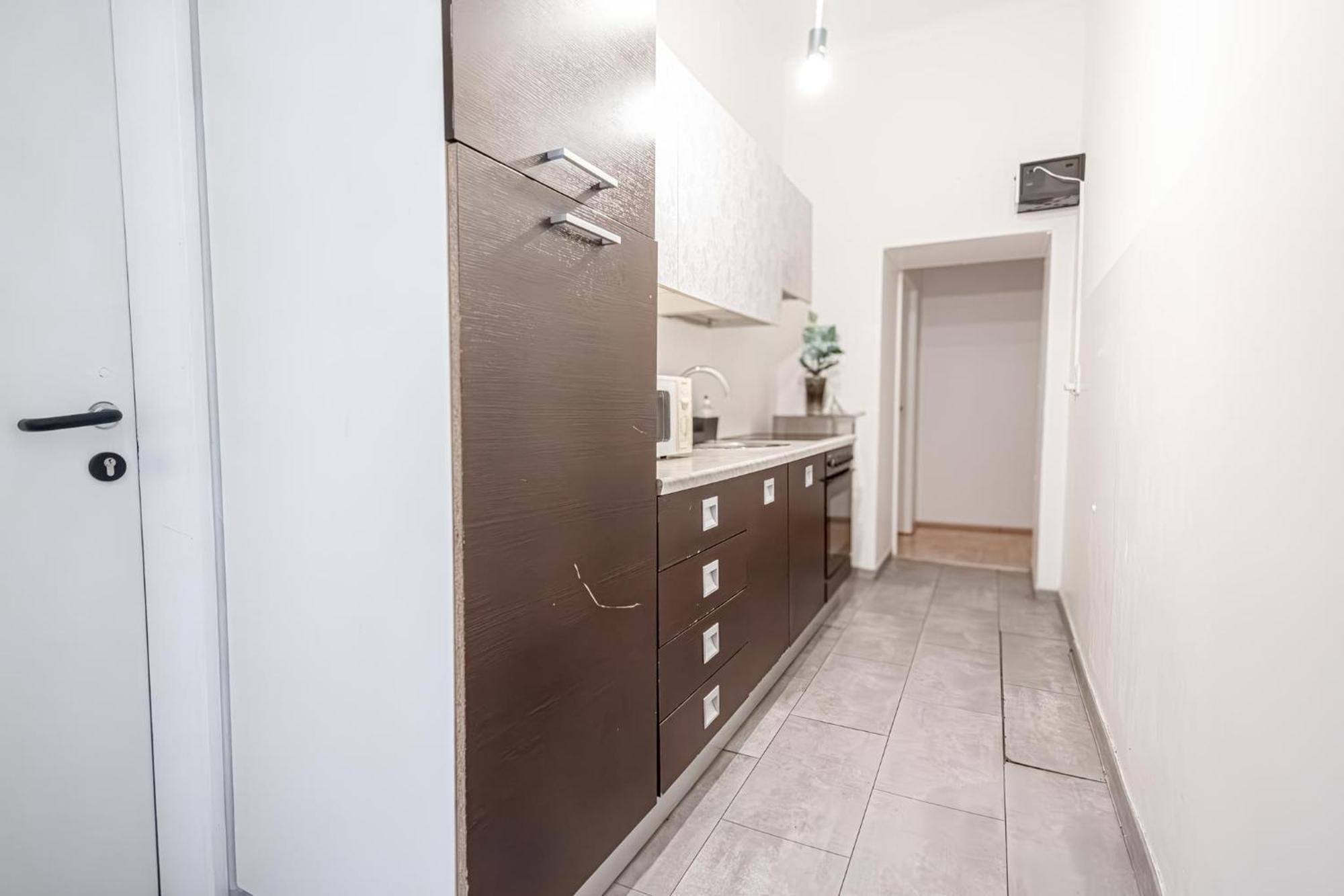 Central Belvedere 3Br Shared Apartment - 12 Min From City Center Wenen Buitenkant foto